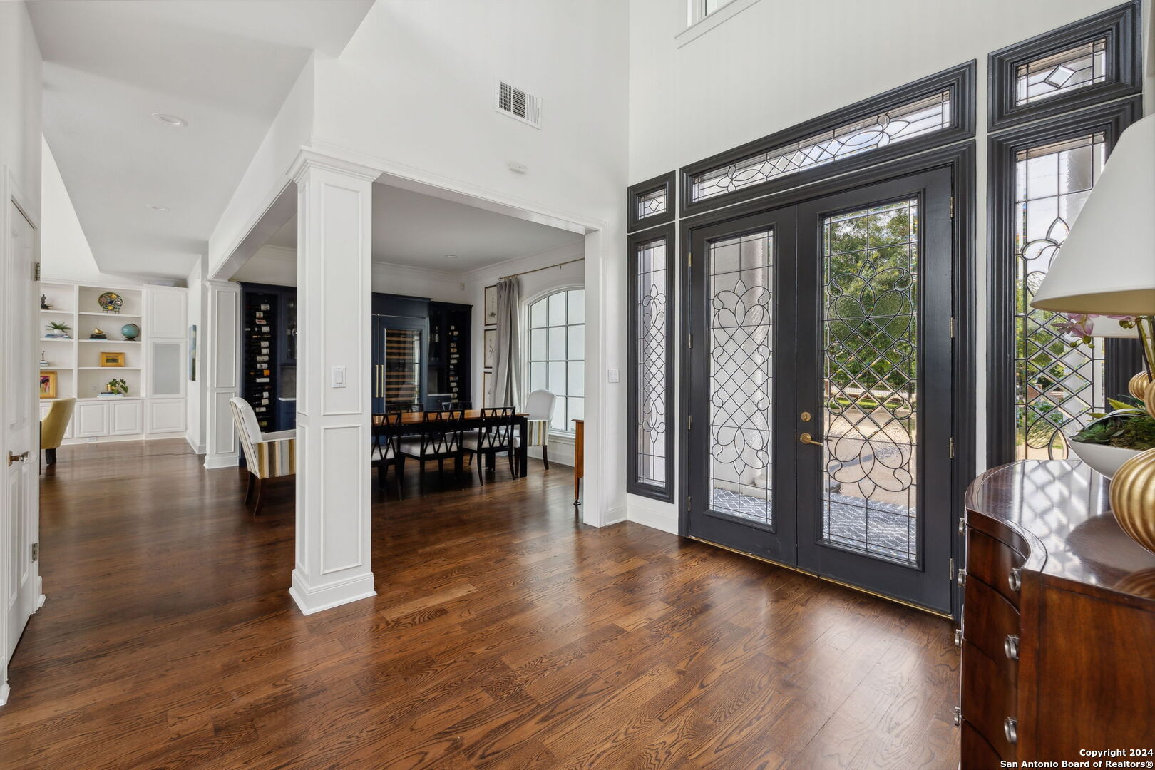 733 TUXEDO AVE