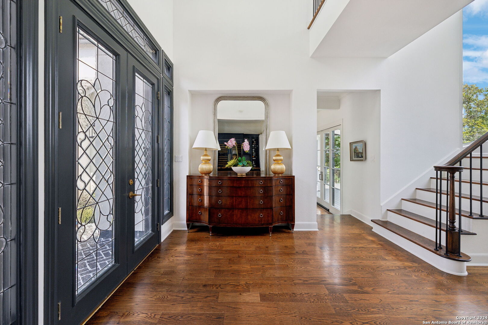 733 TUXEDO AVE