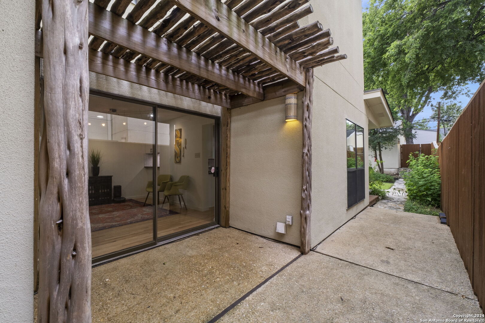 111 MONTCLAIR ST