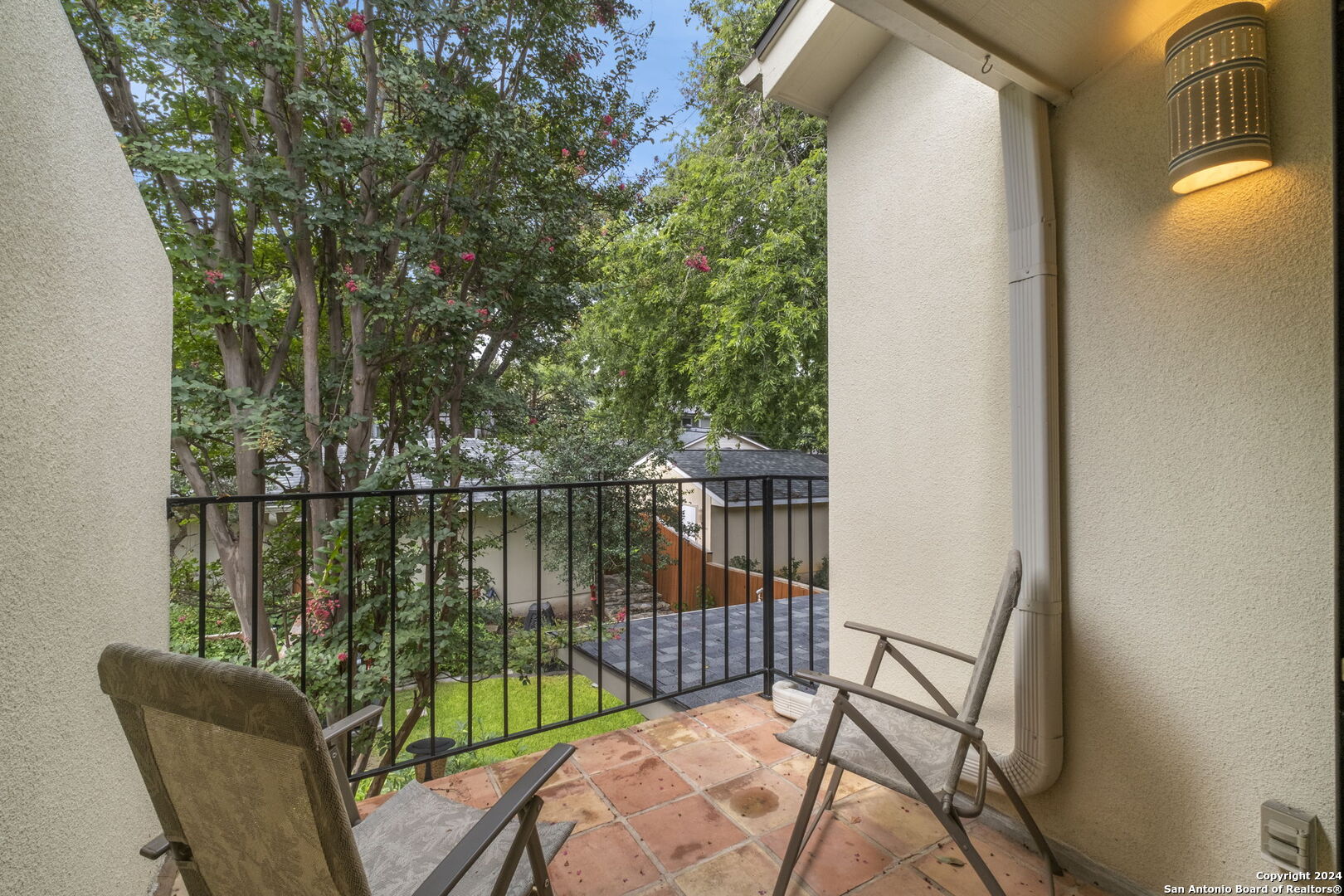 111 MONTCLAIR ST