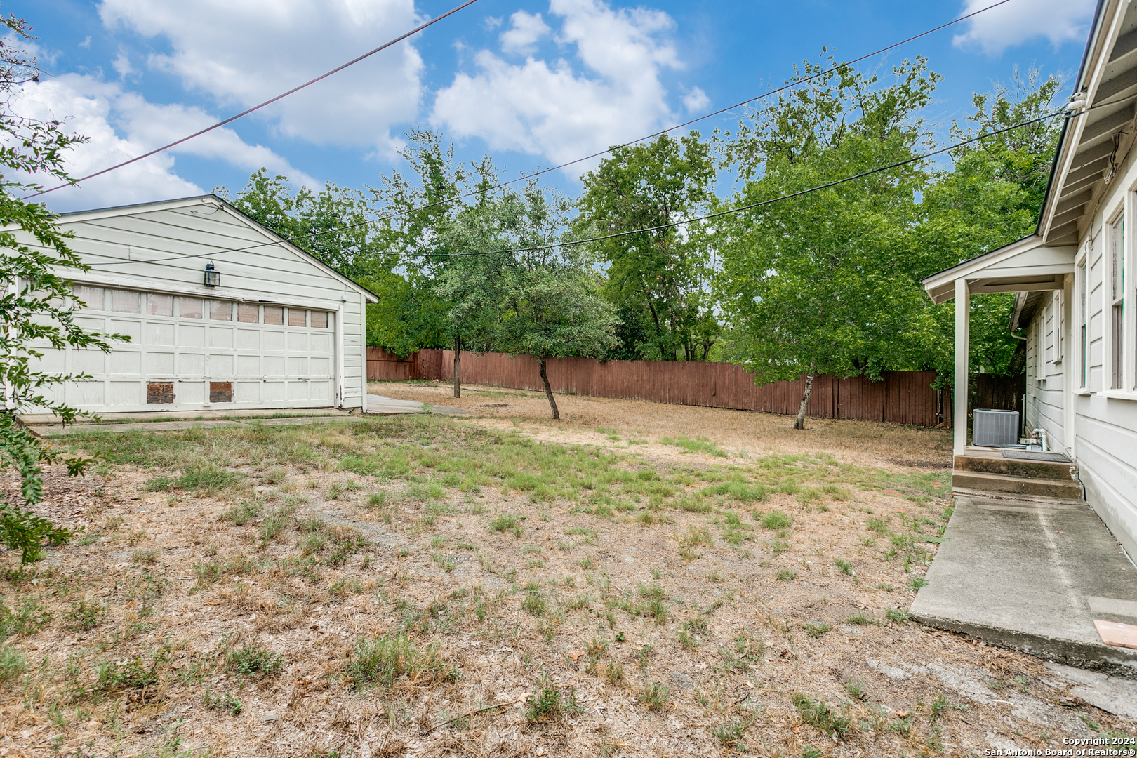 313 TUTTLE RD