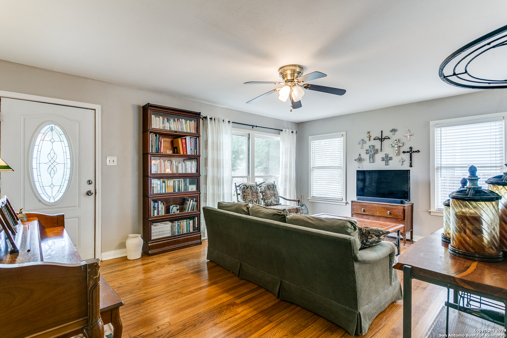 313 TUTTLE RD