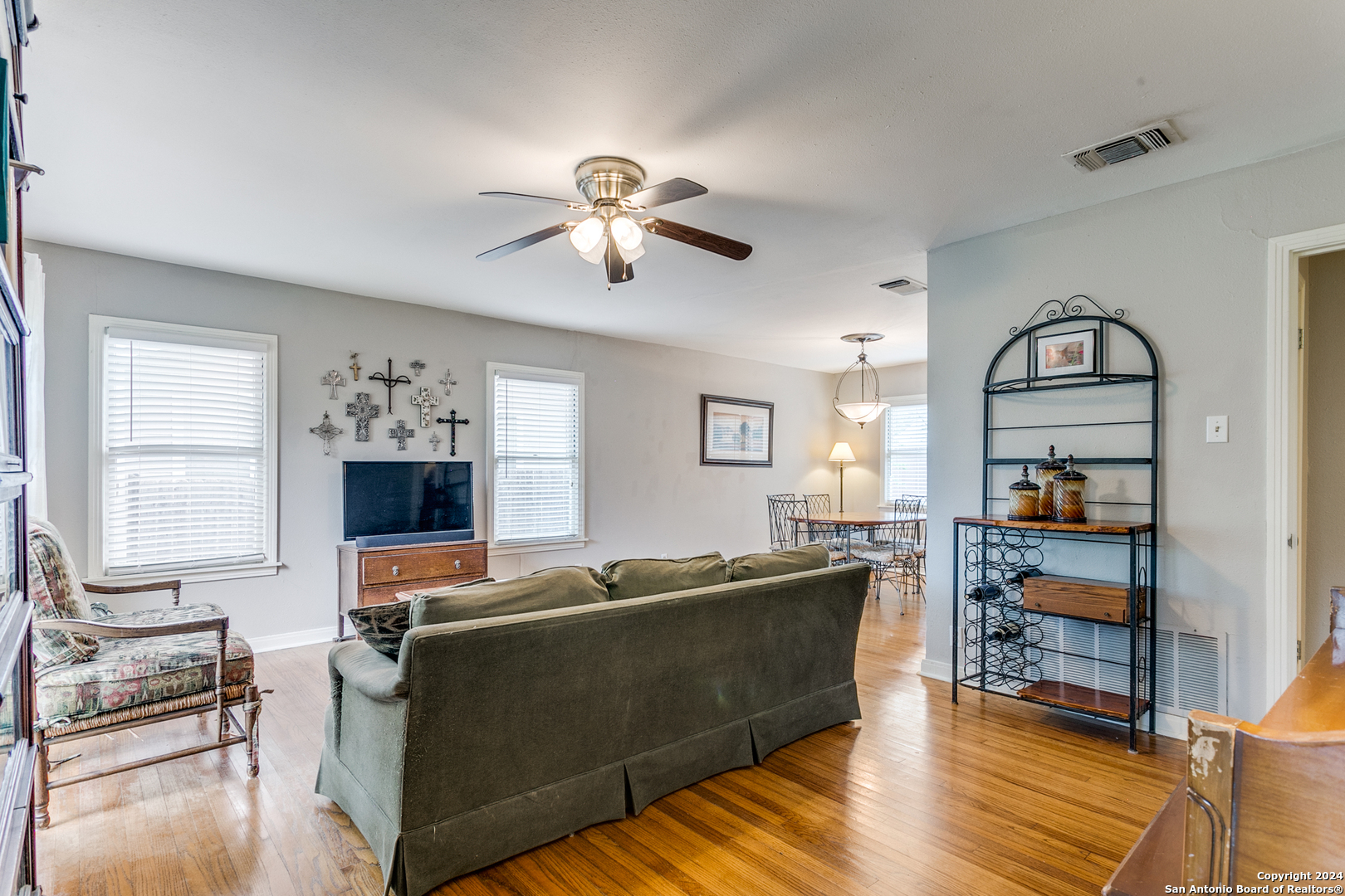 313 TUTTLE RD
