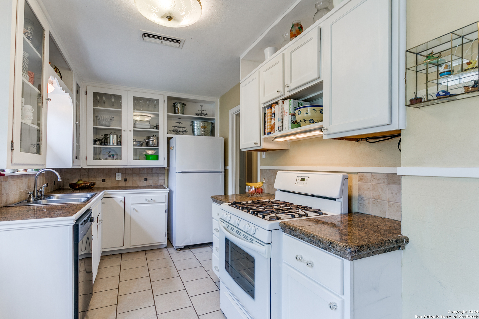 313 TUTTLE RD