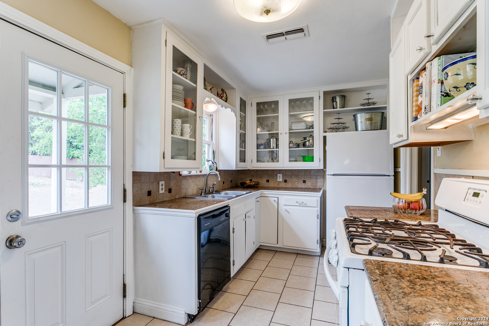 313 TUTTLE RD