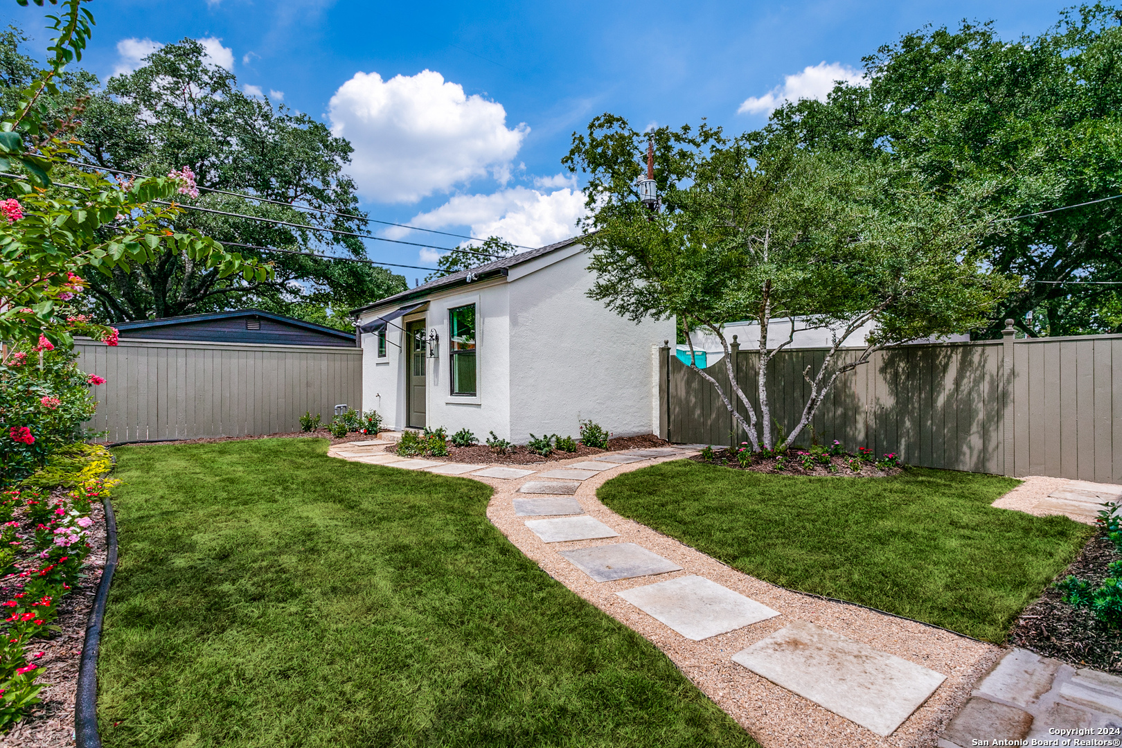 143 Wildrose