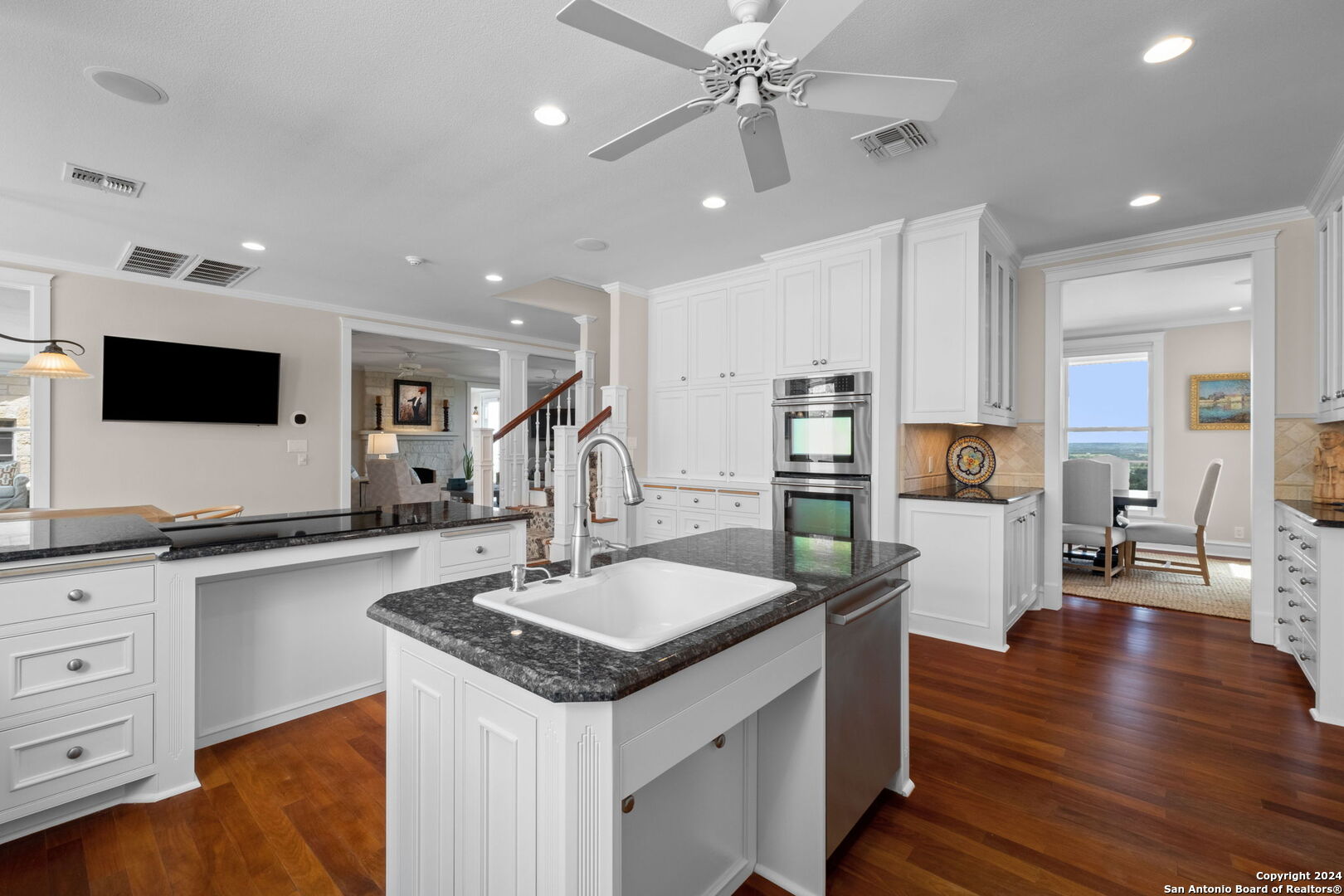 1288 Southwoods Dr