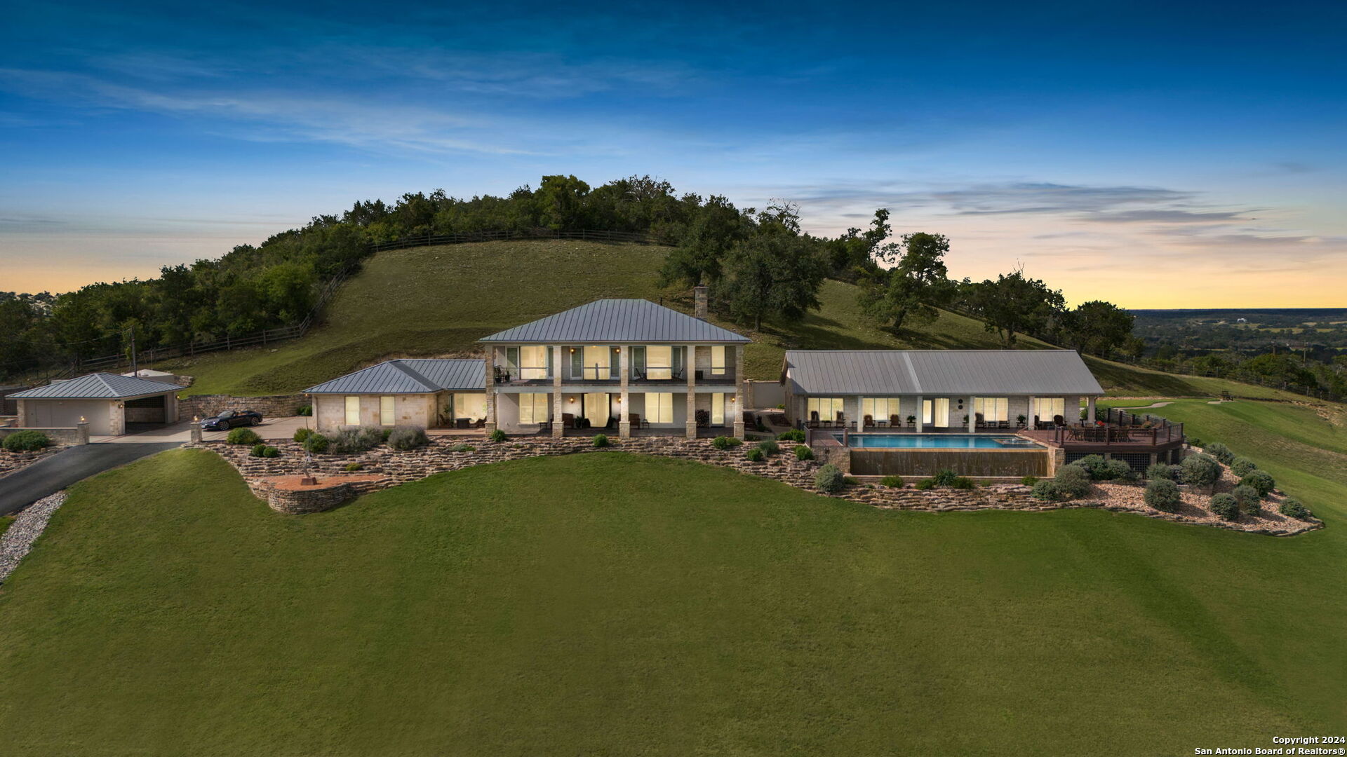 1288 Southwoods Dr