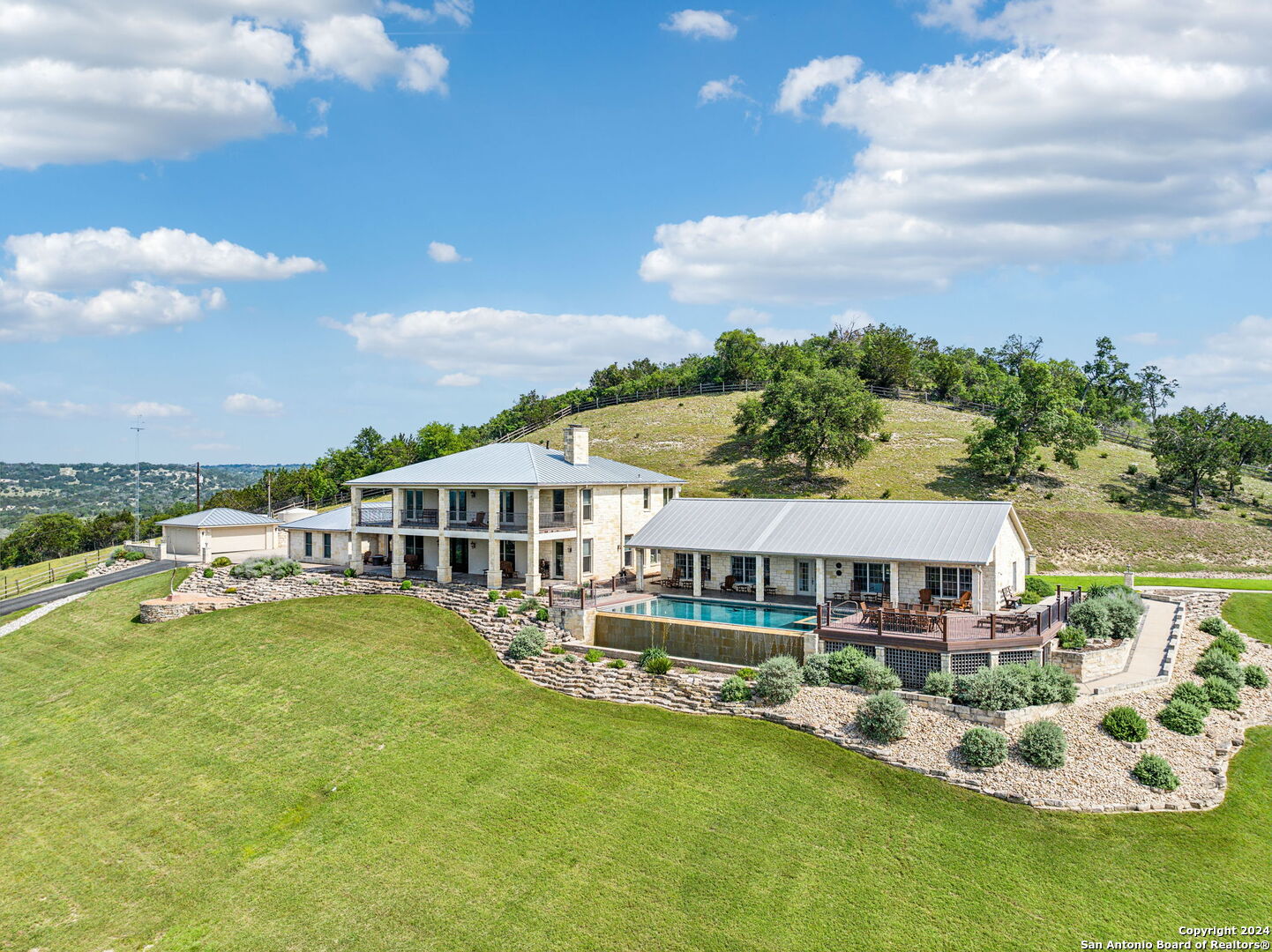 1288 Southwoods Dr
