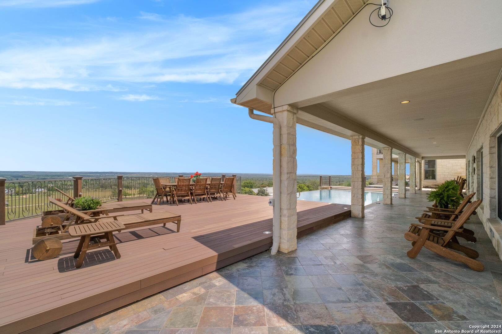 1288 Southwoods Dr
