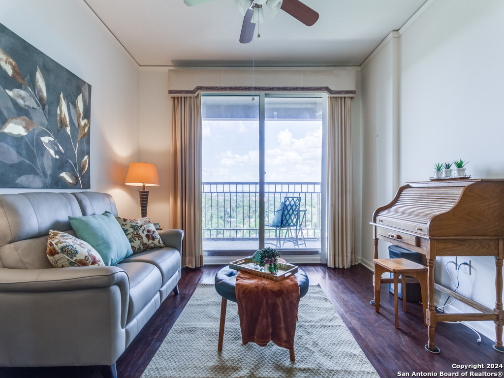 1 Towers Park Ln 1003