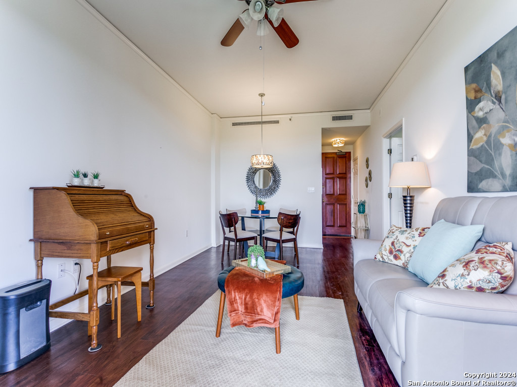 1 Towers Park Ln 1003
