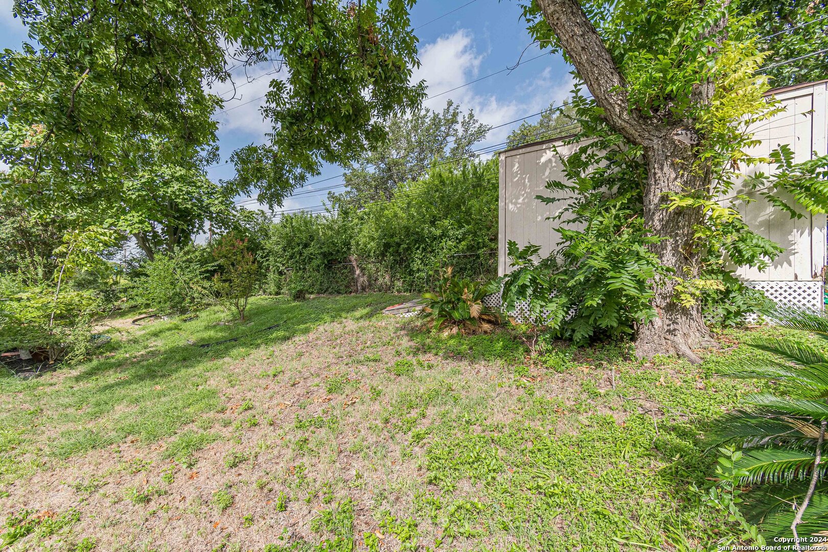 4726 HOLLYRIDGE DR