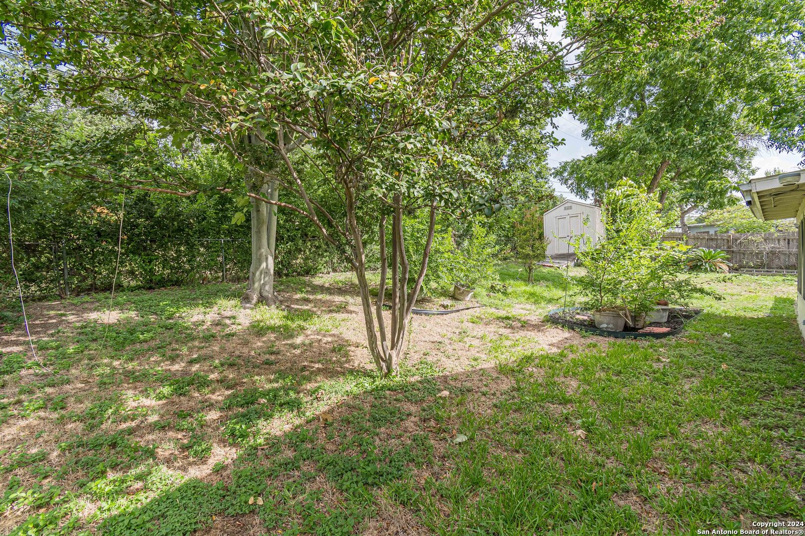 4726 HOLLYRIDGE DR