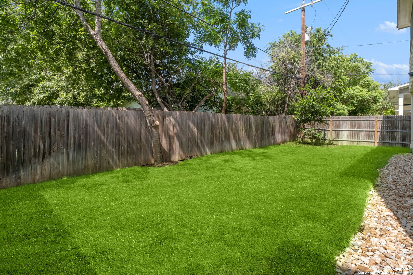 339 CLAREMONT AVE 102