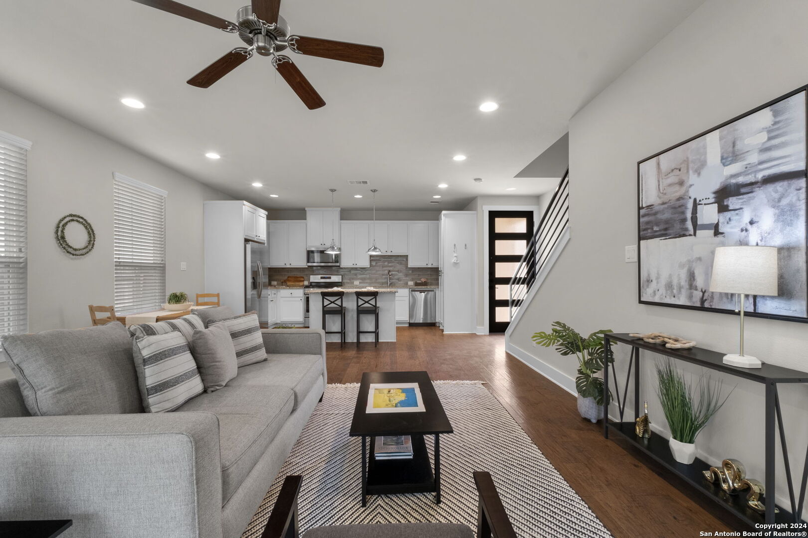 339 CLAREMONT AVE 102