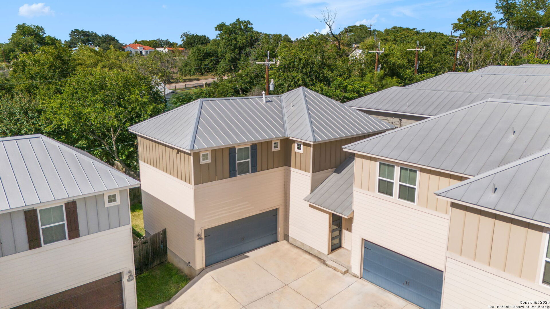 339 CLAREMONT AVE 102
