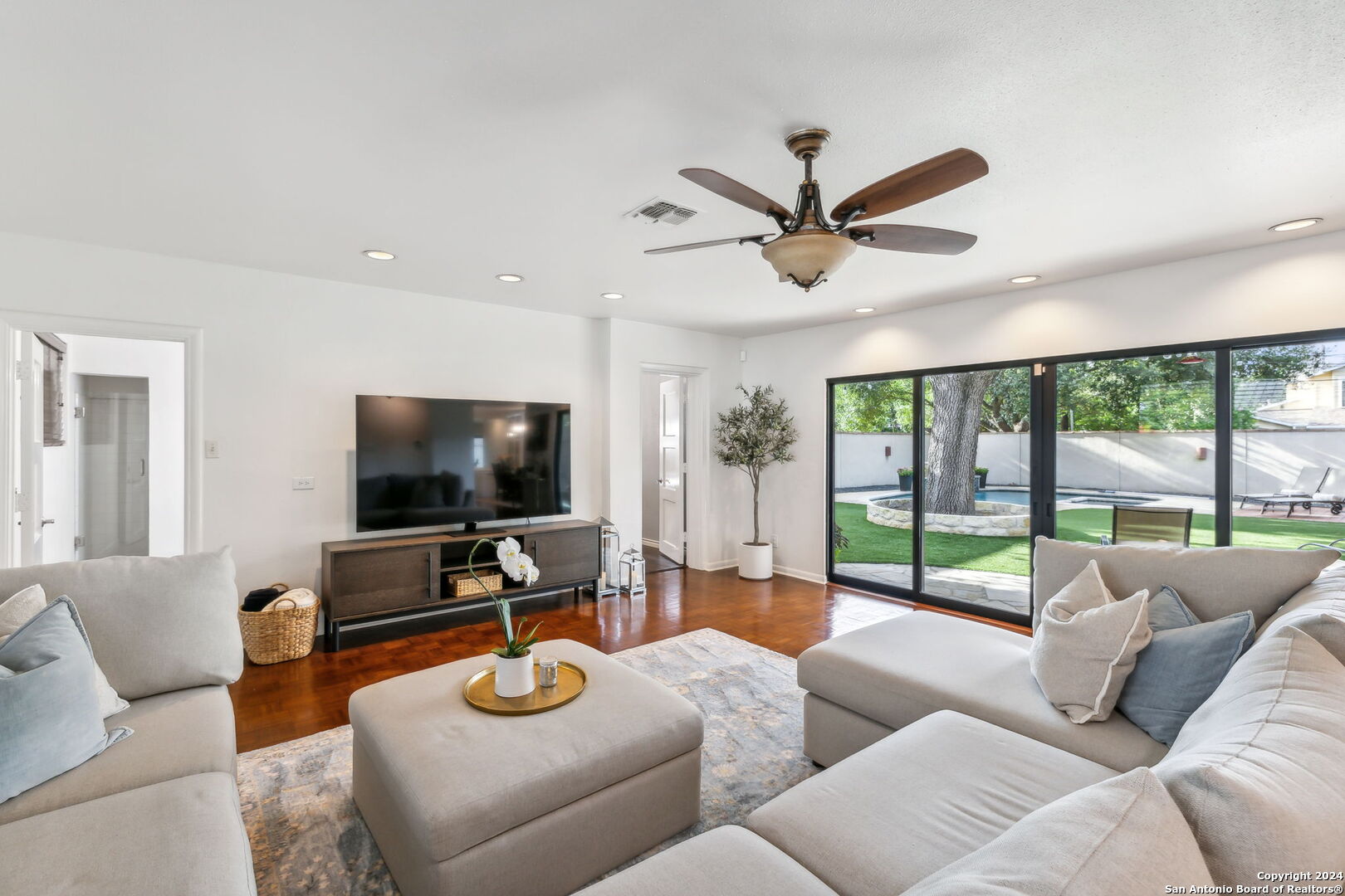 170 CLAYWELL DR