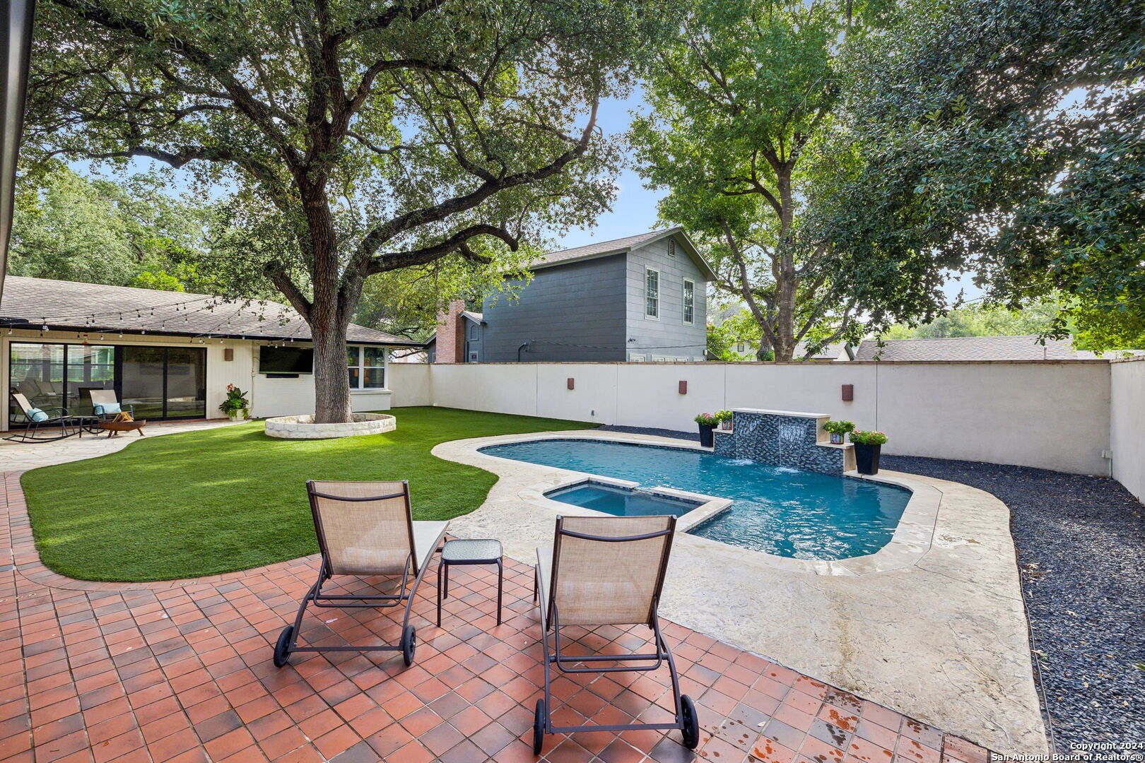 170 CLAYWELL DR