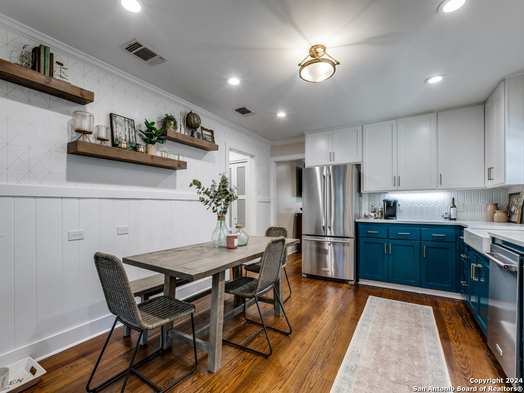 115 TUXEDO AVE