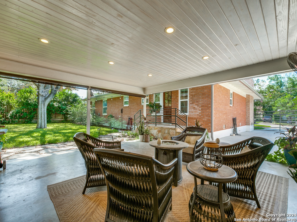 115 TUXEDO AVE