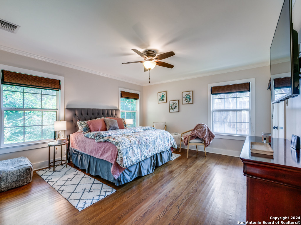 115 TUXEDO AVE