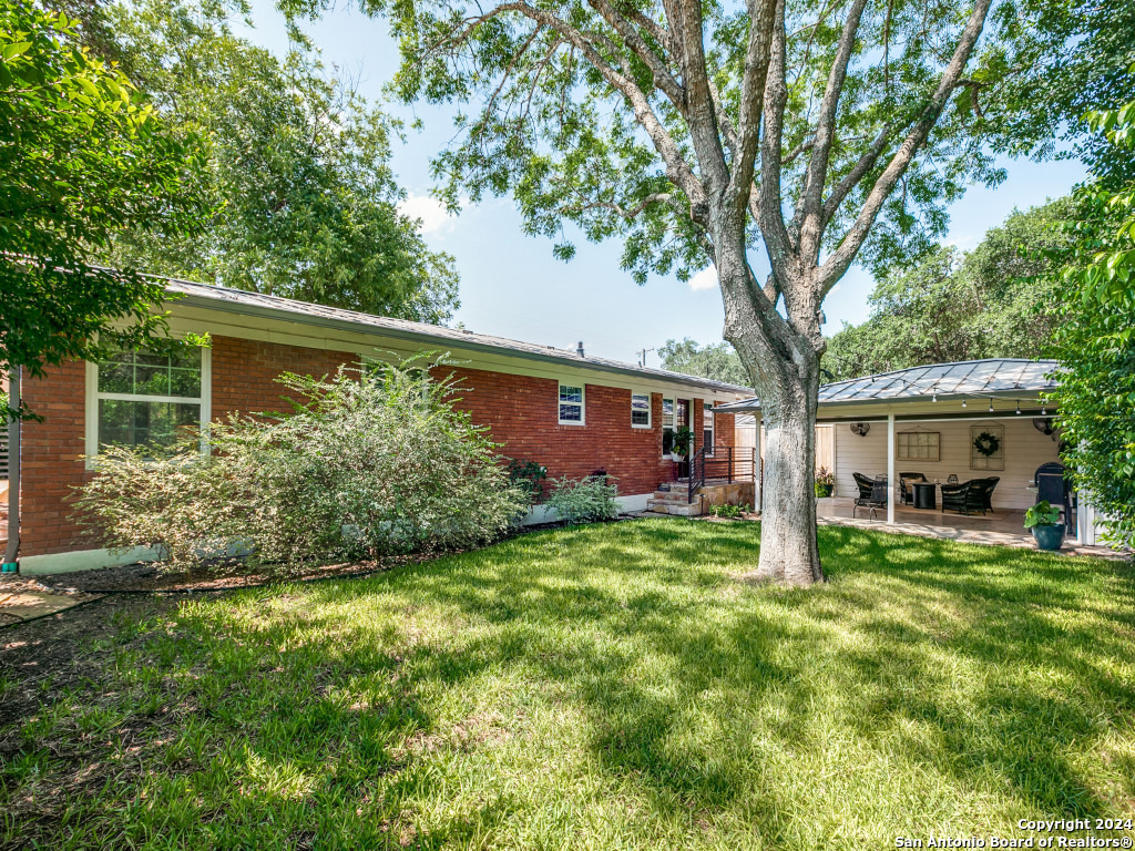 115 TUXEDO AVE