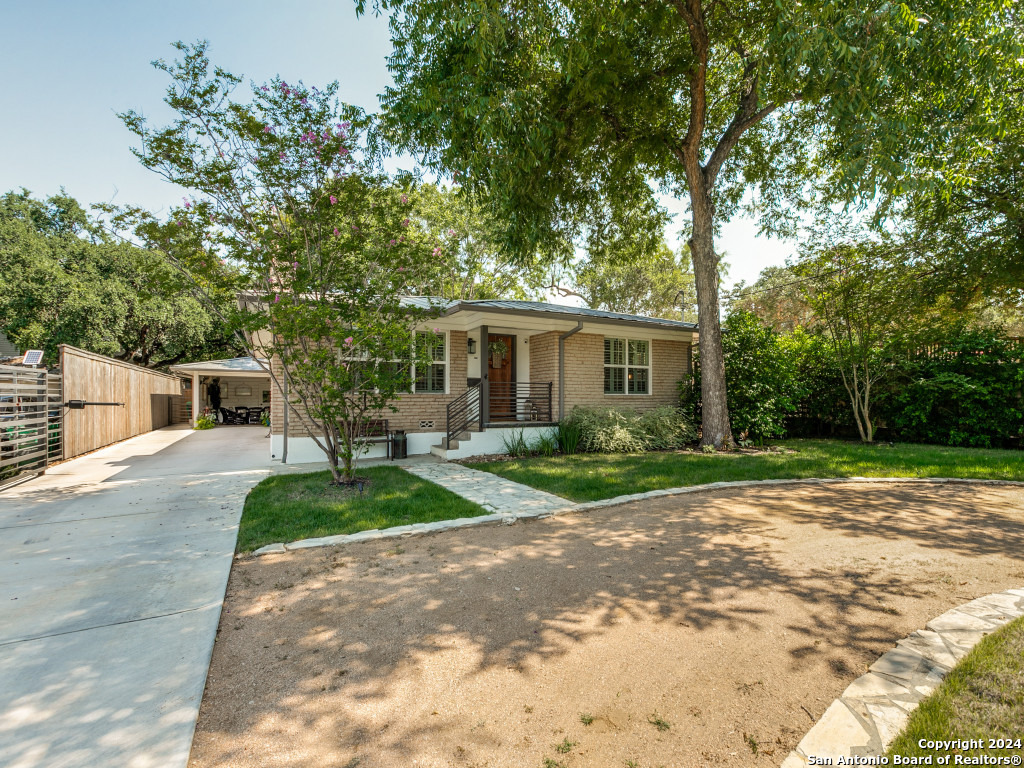 115 TUXEDO AVE