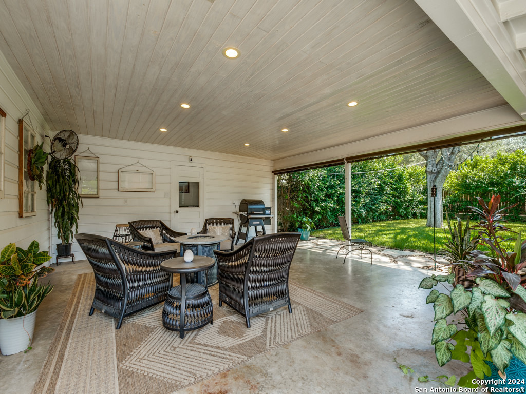 115 TUXEDO AVE