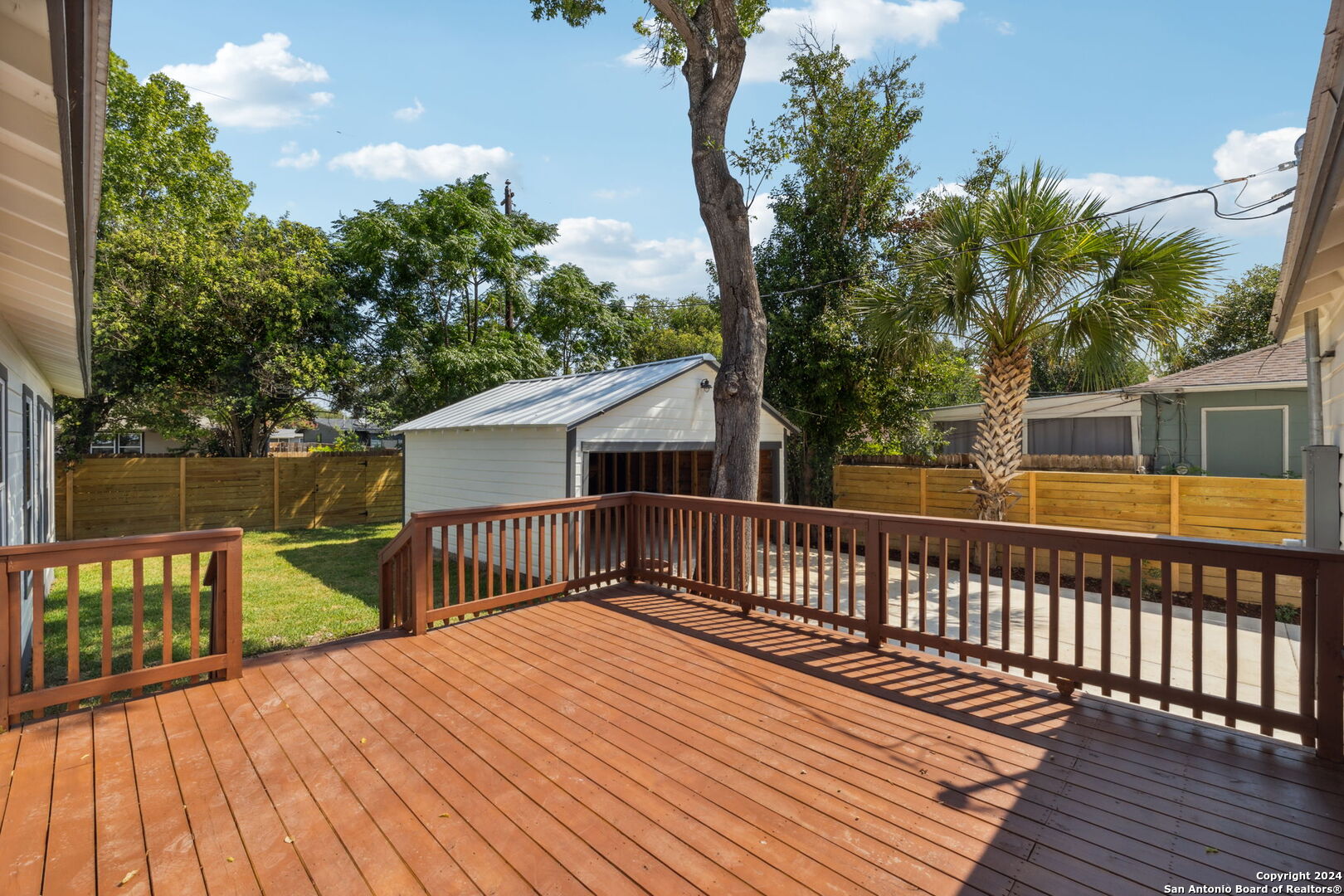135 HARMON DR