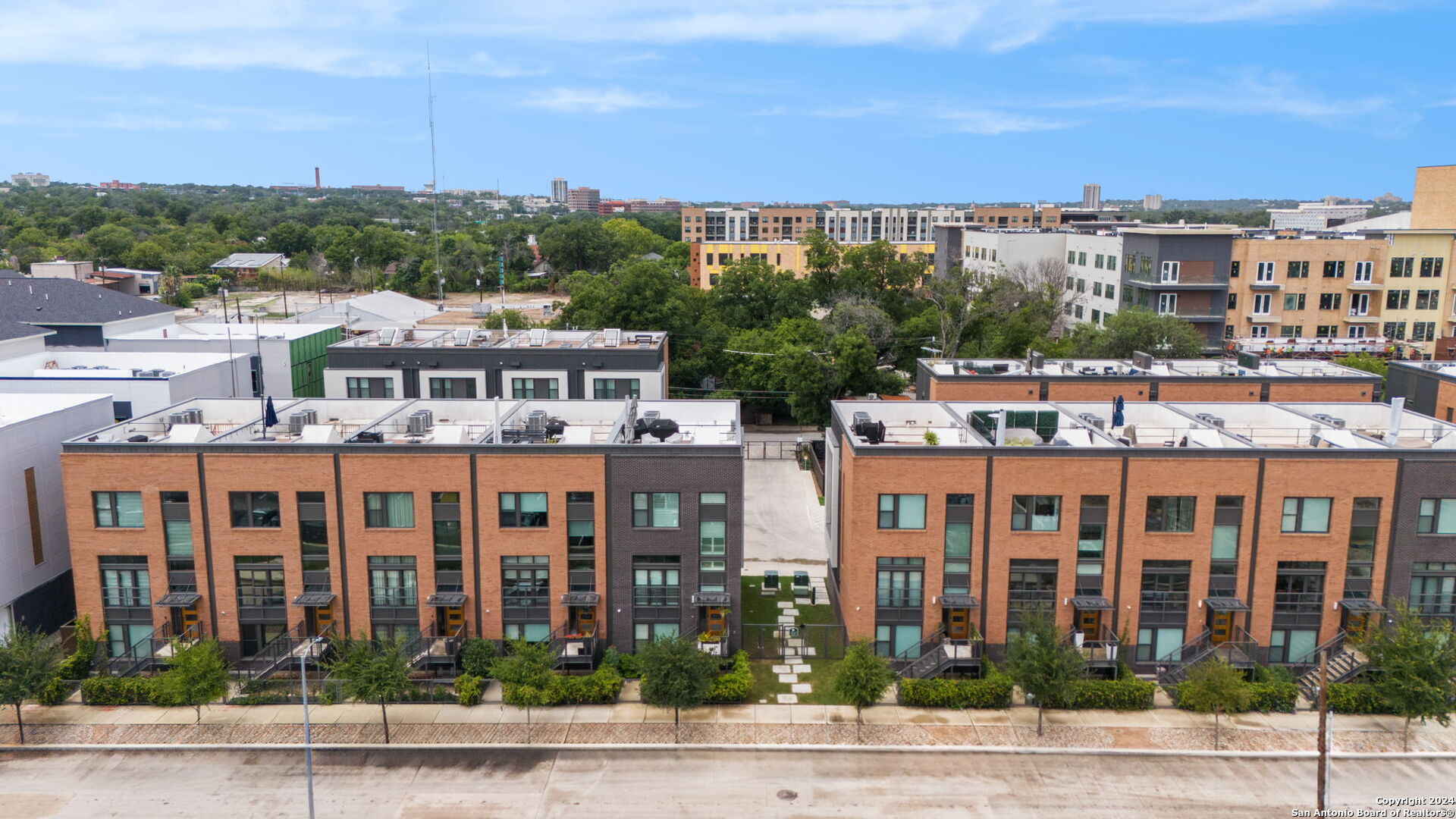 318 W GRAYSON ST Unit 205 205