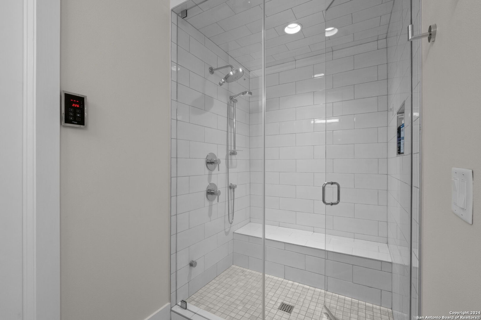 318 W GRAYSON ST Unit 205 205