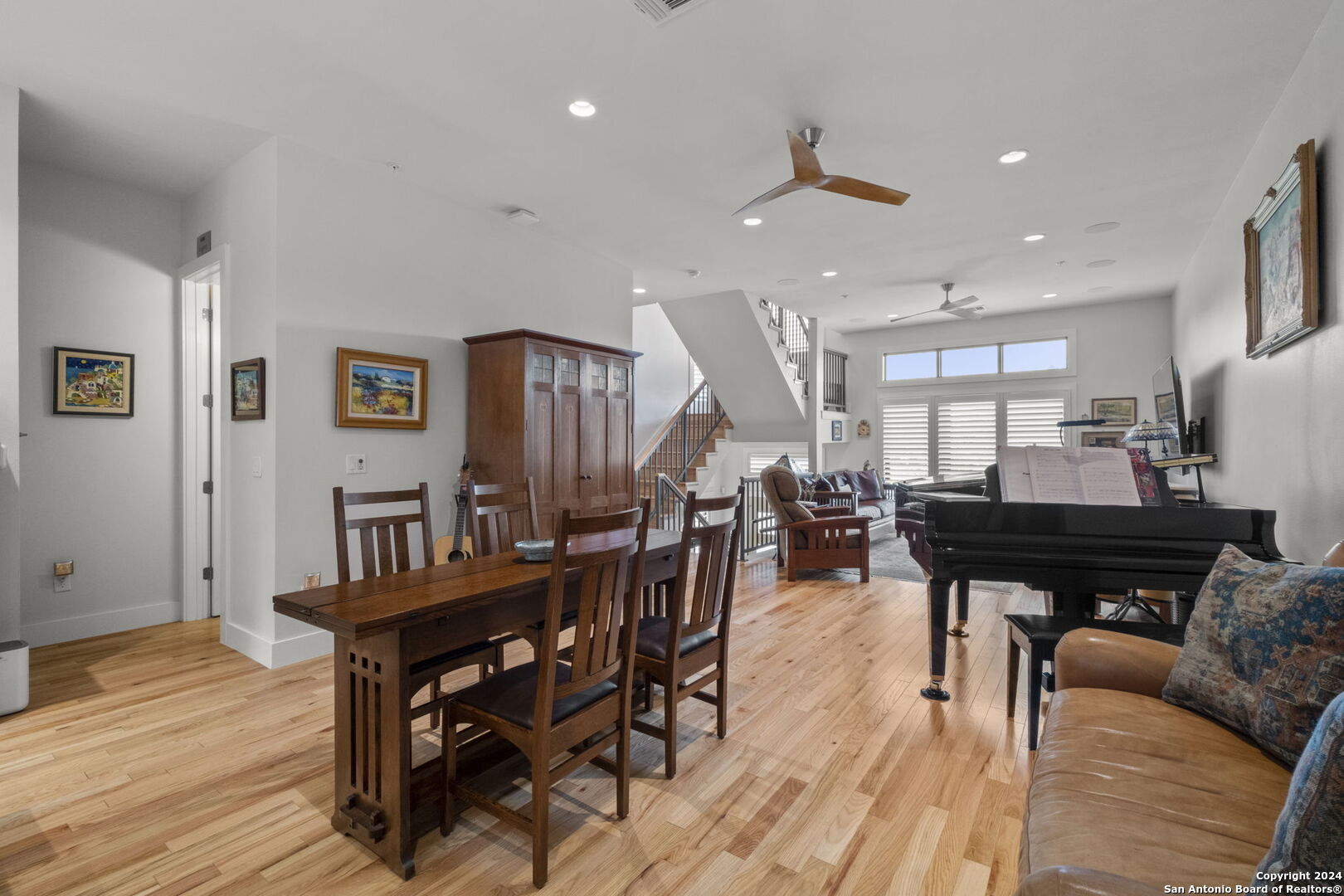 318 W GRAYSON ST Unit 205 205