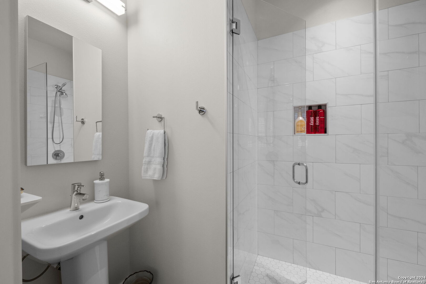 318 W GRAYSON ST Unit 205 205