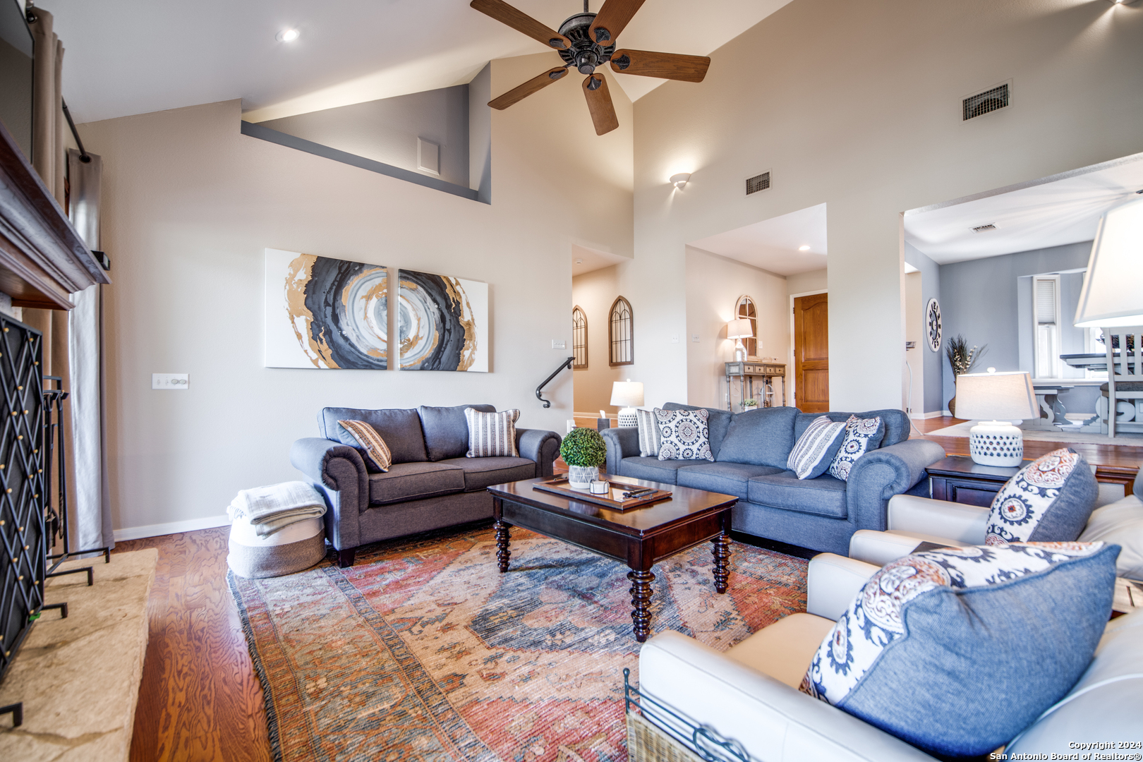 501 DAMAR DR