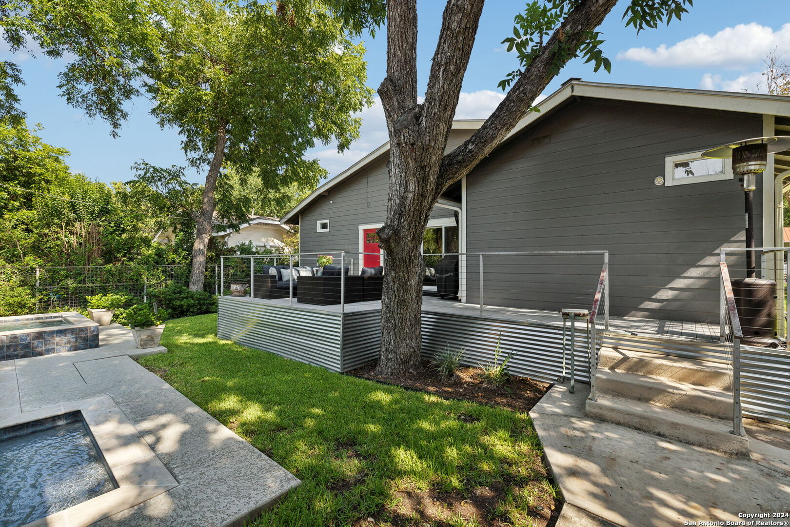 154 KATHERINE CT