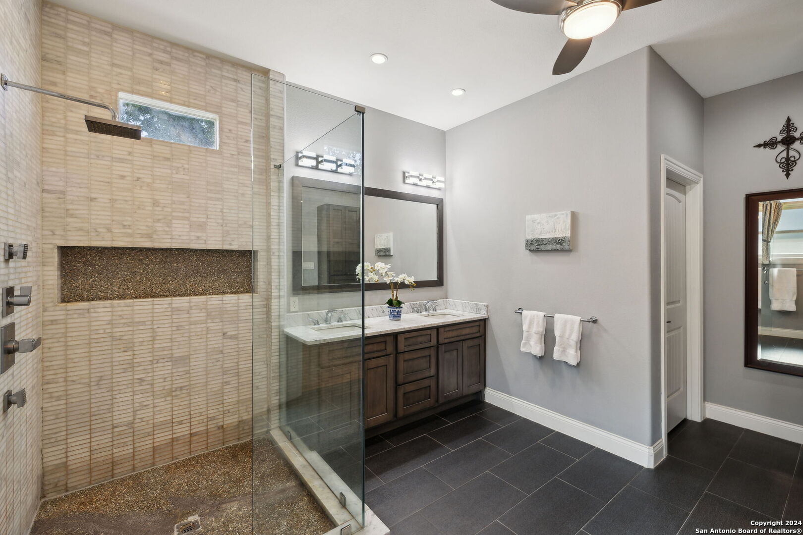 154 KATHERINE CT
