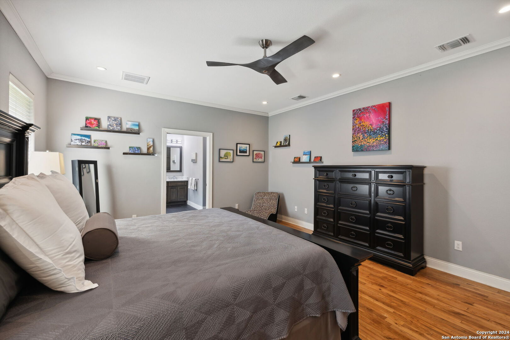 154 KATHERINE CT
