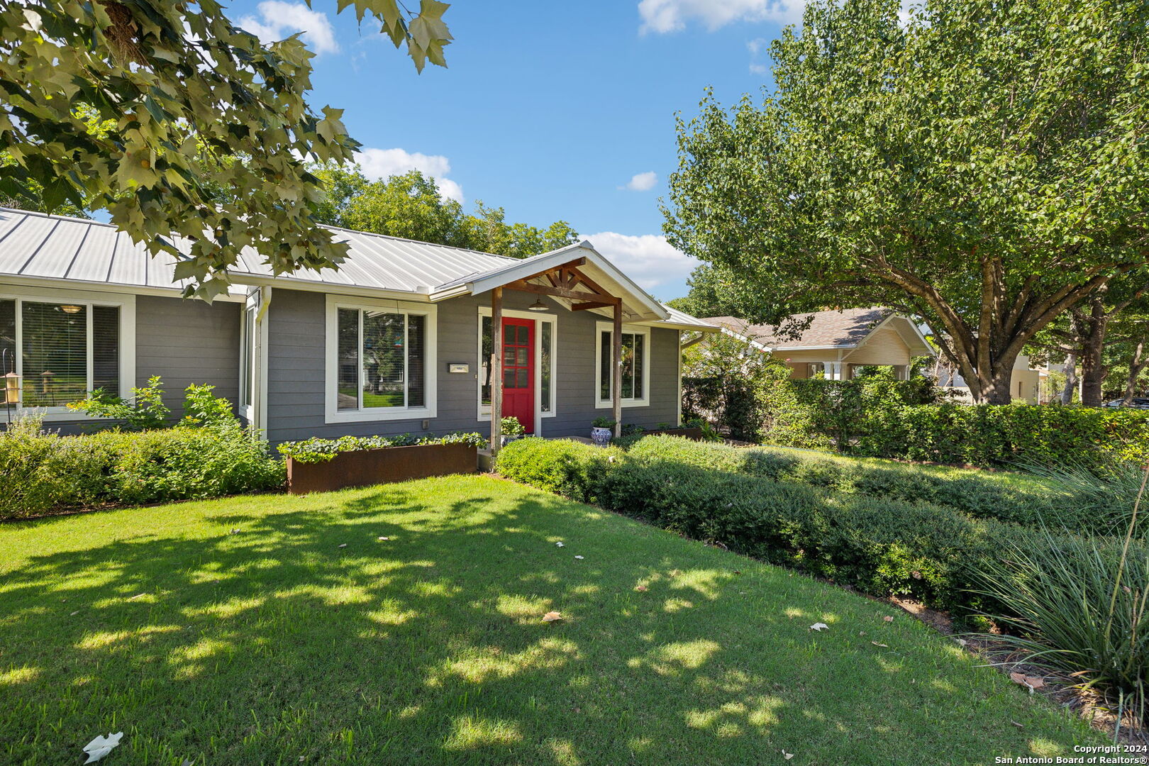 154 KATHERINE CT