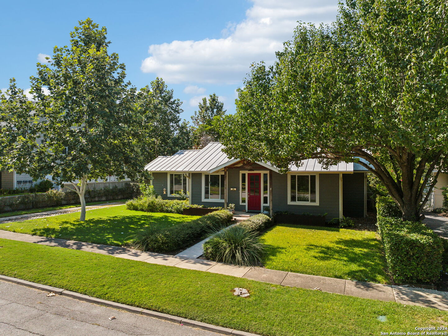 154 KATHERINE CT