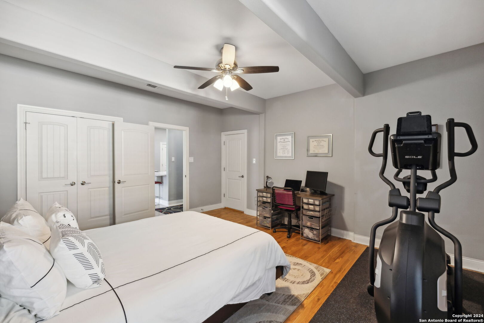 154 KATHERINE CT