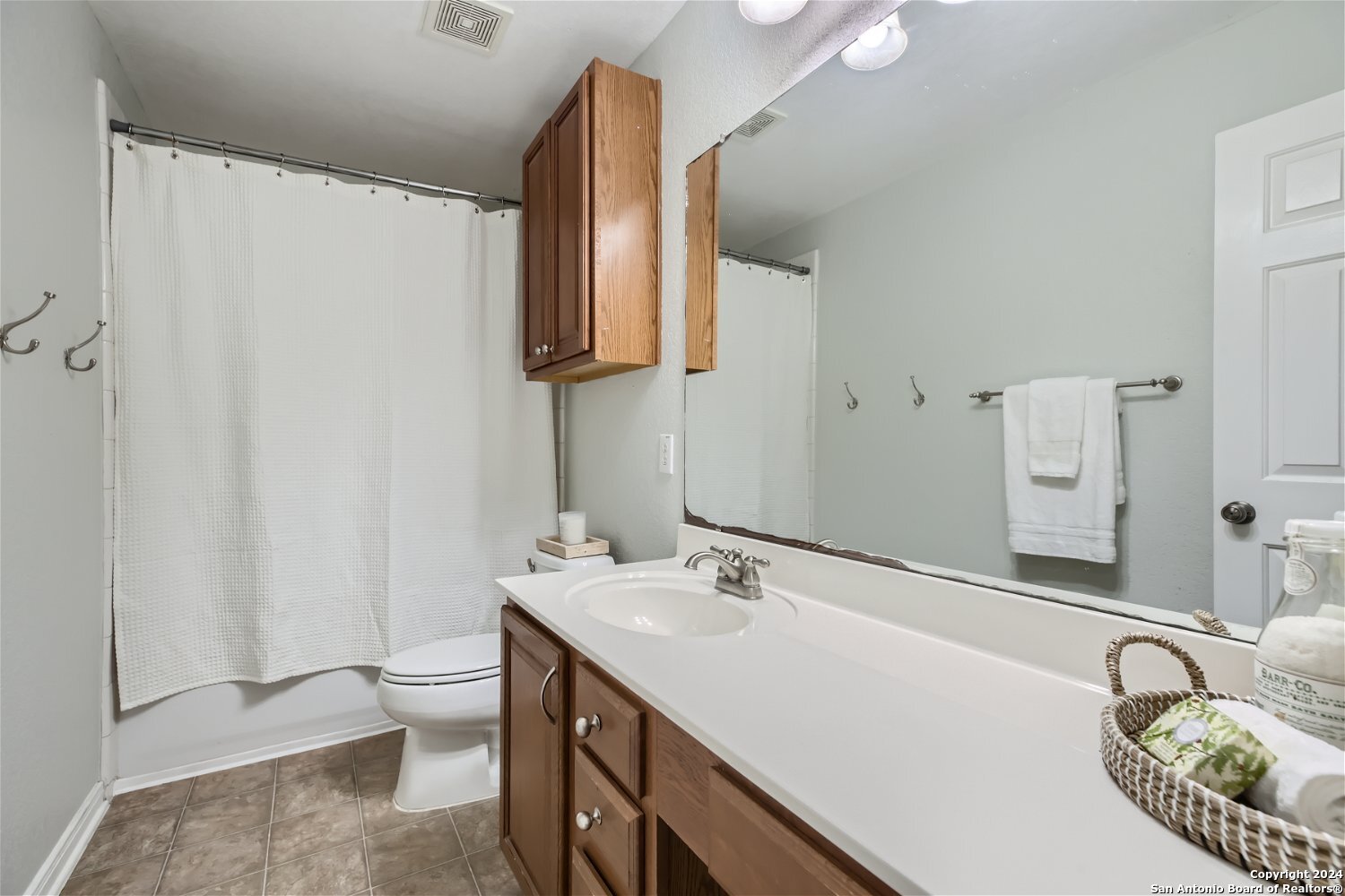 109 Hitching Post