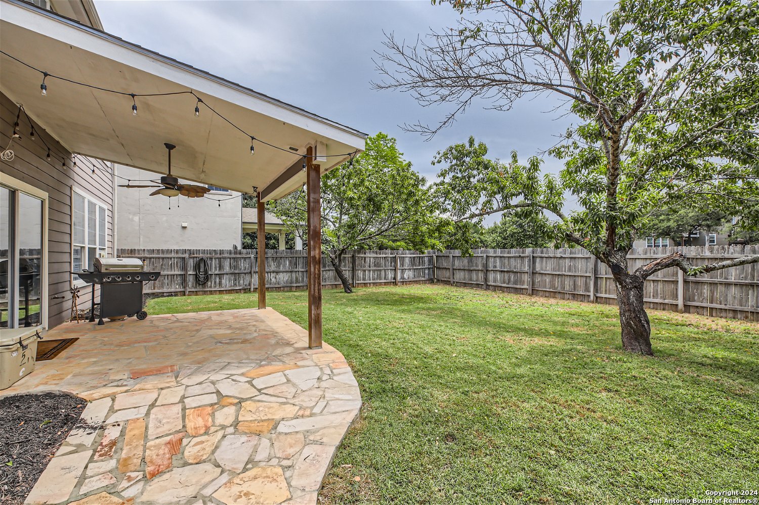 109 Hitching Post