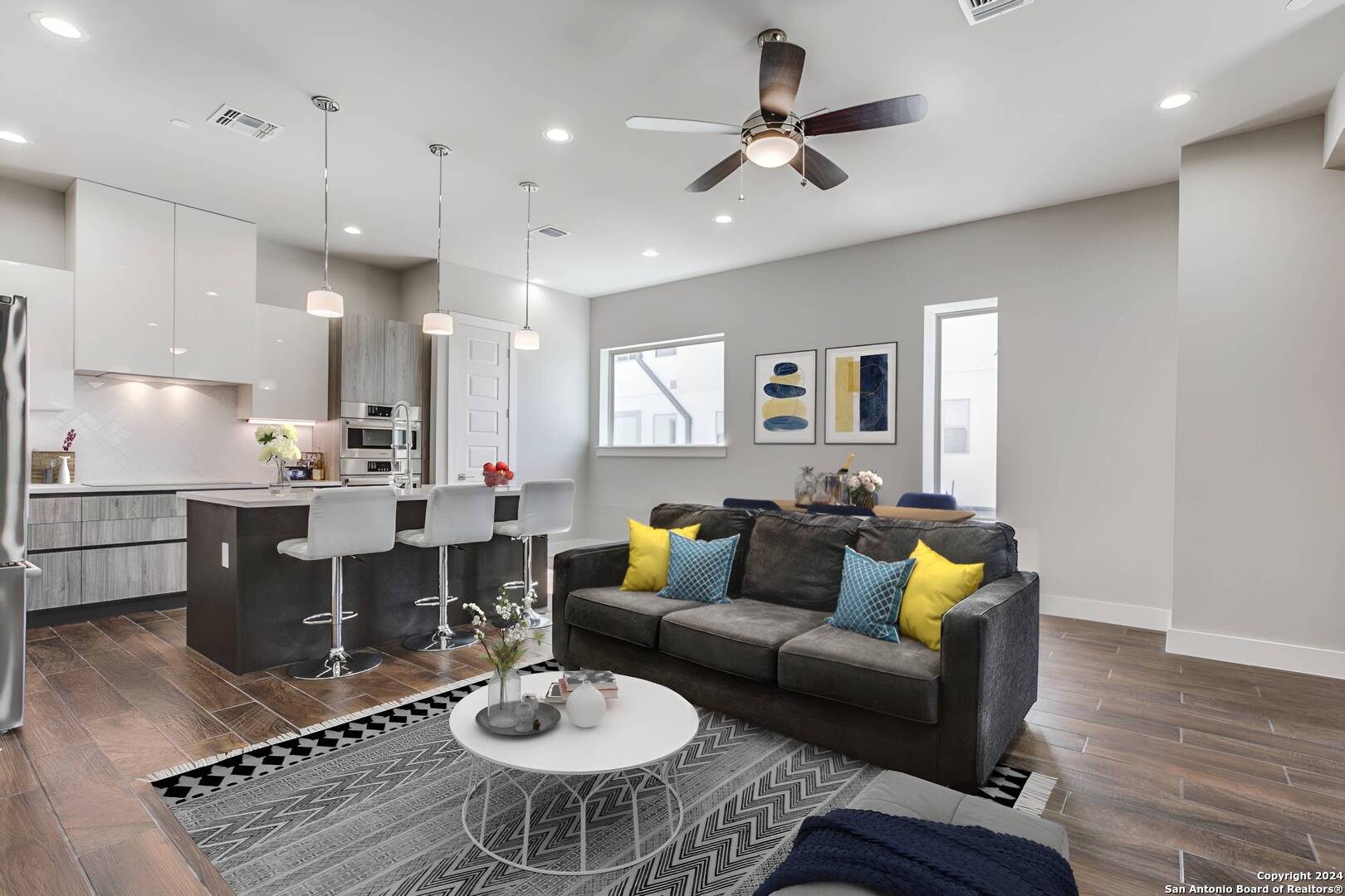 1817 N Saint Marys St 101