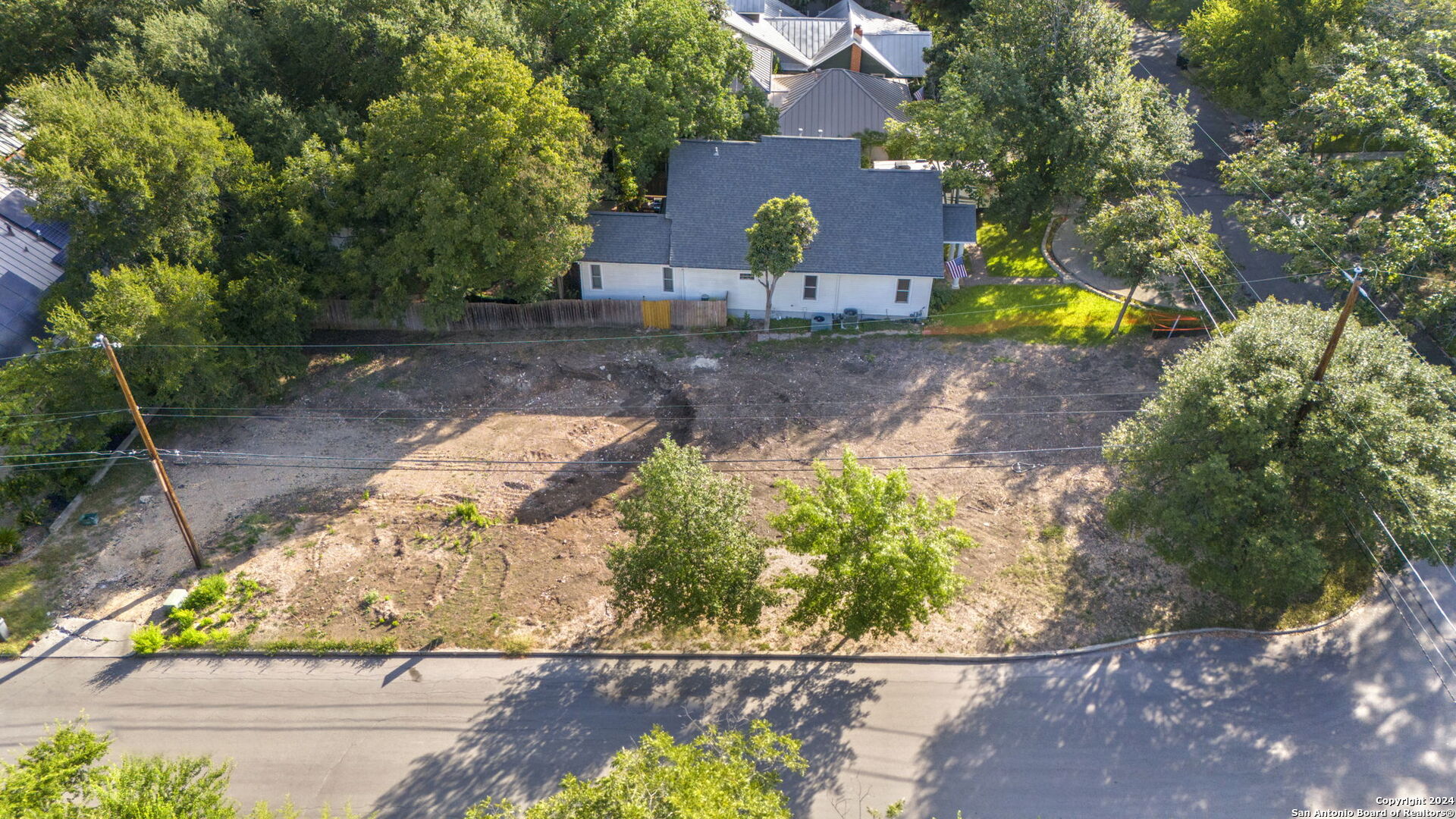 233 HARRISON AVE