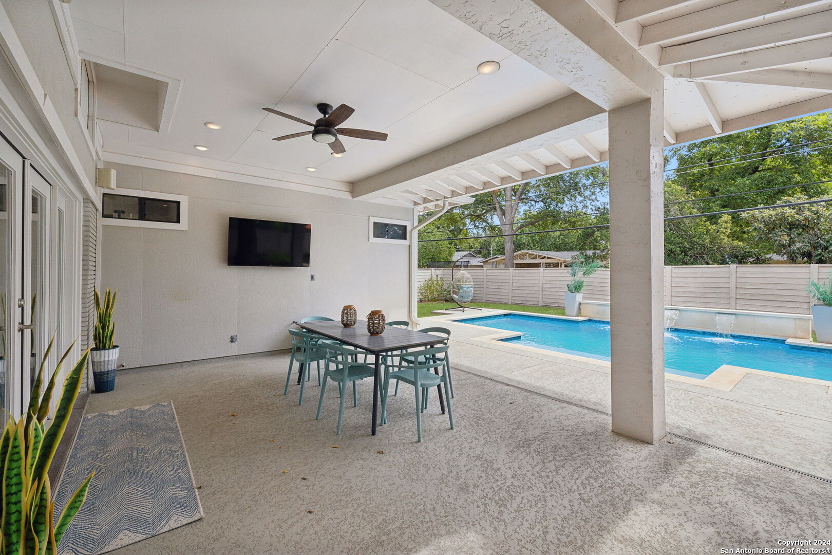 310 NORTHRIDGE DR
