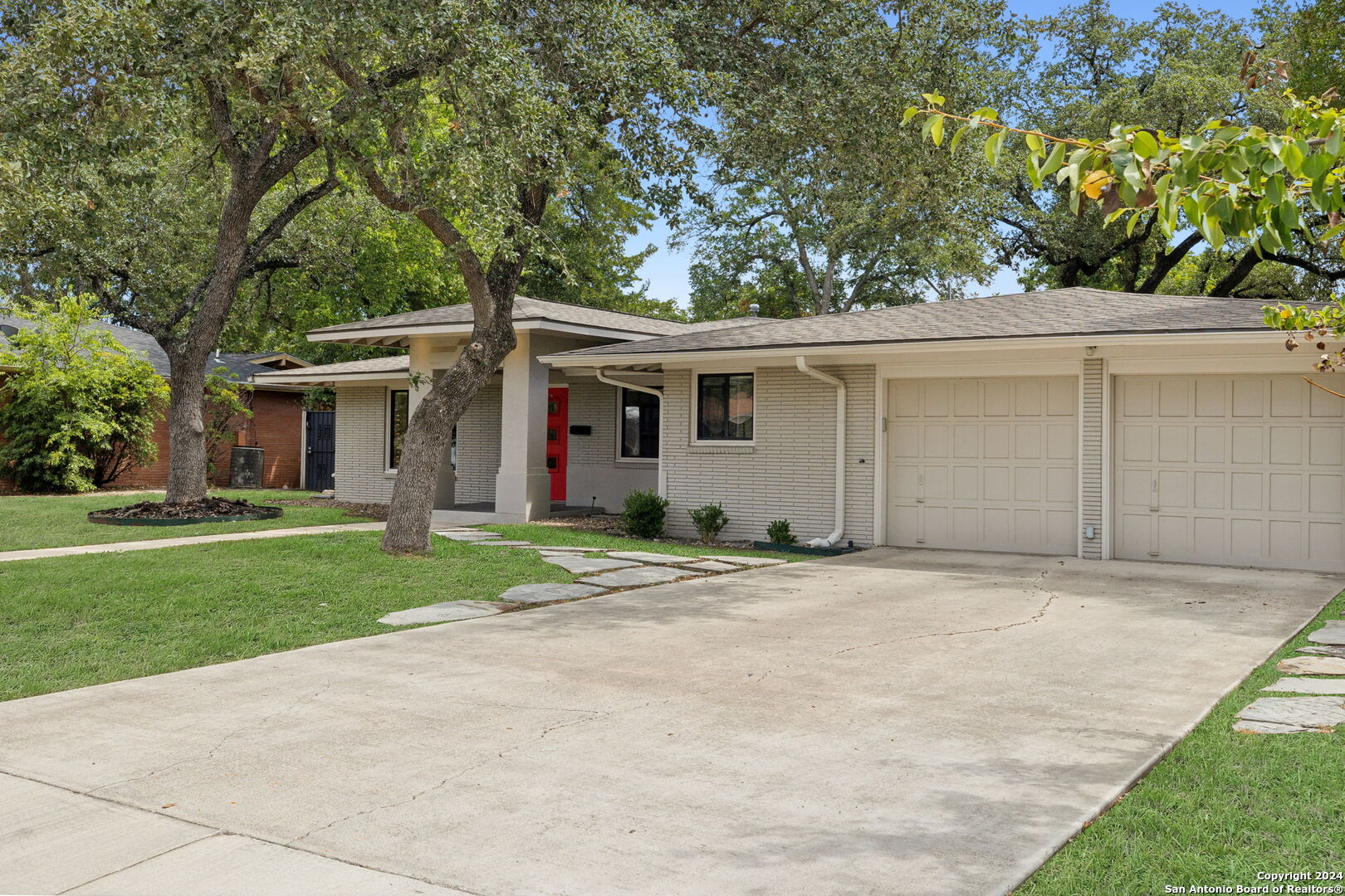 310 NORTHRIDGE DR