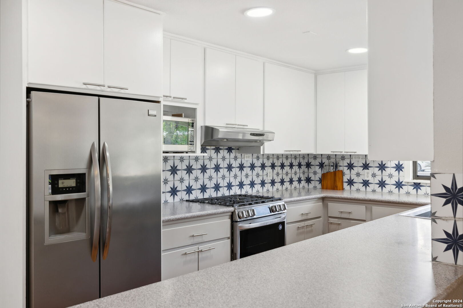 310 NORTHRIDGE DR