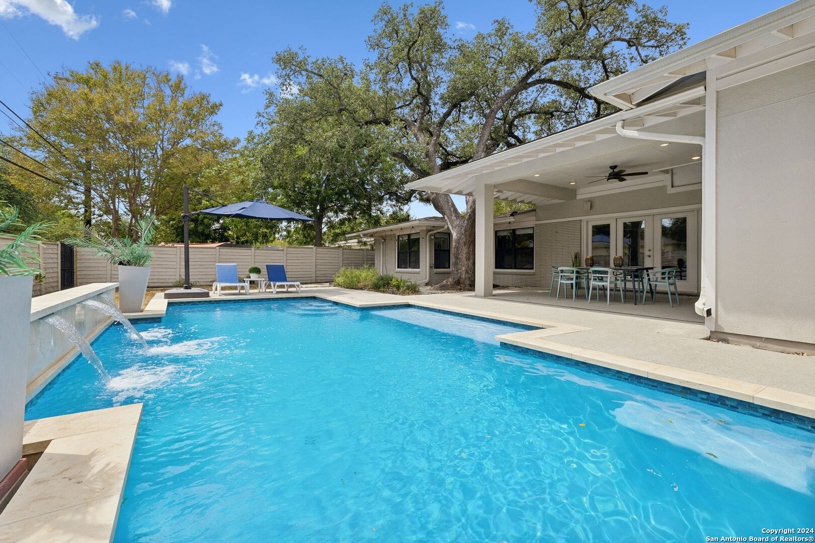 310 NORTHRIDGE DR