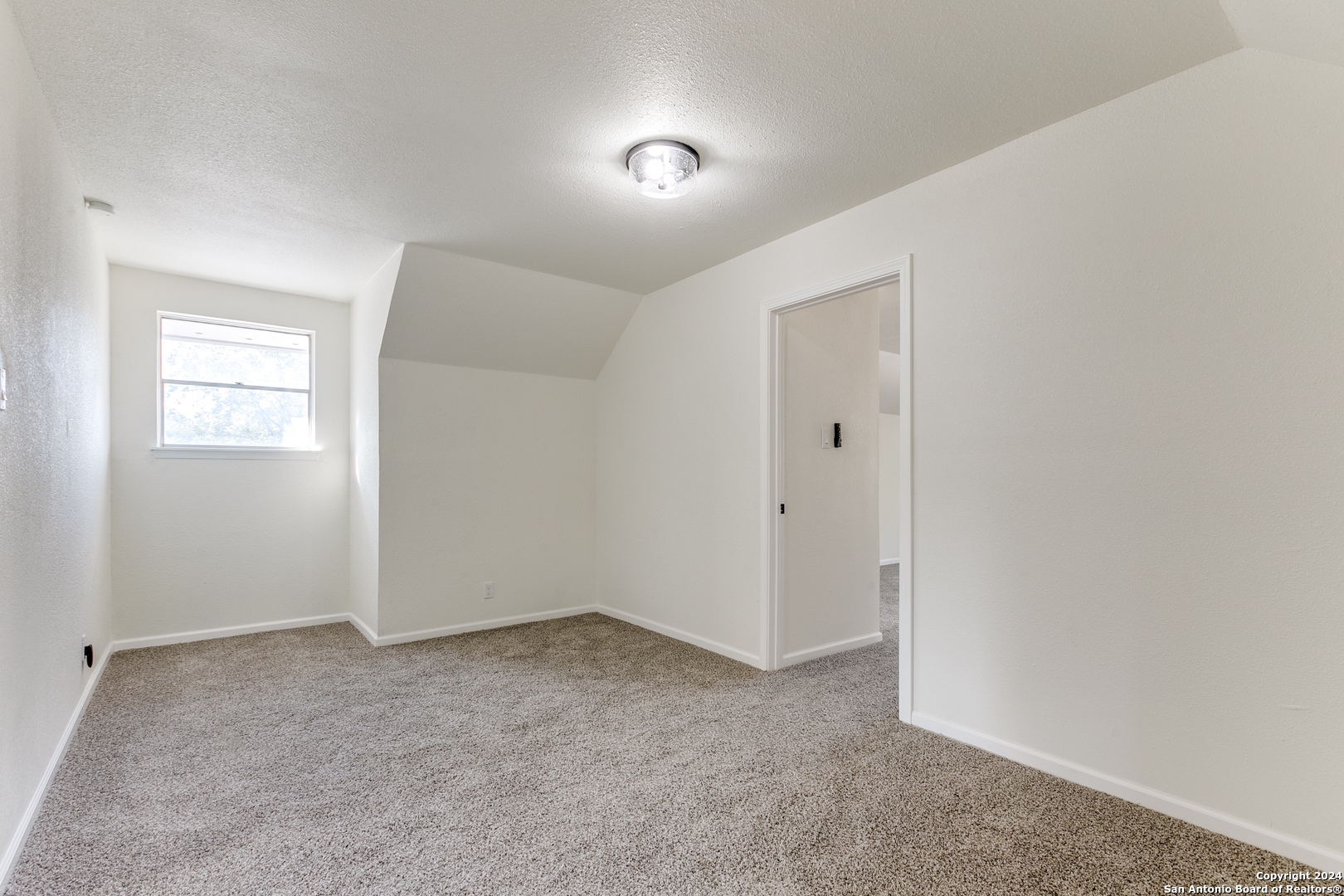 1723 BROGAN DR